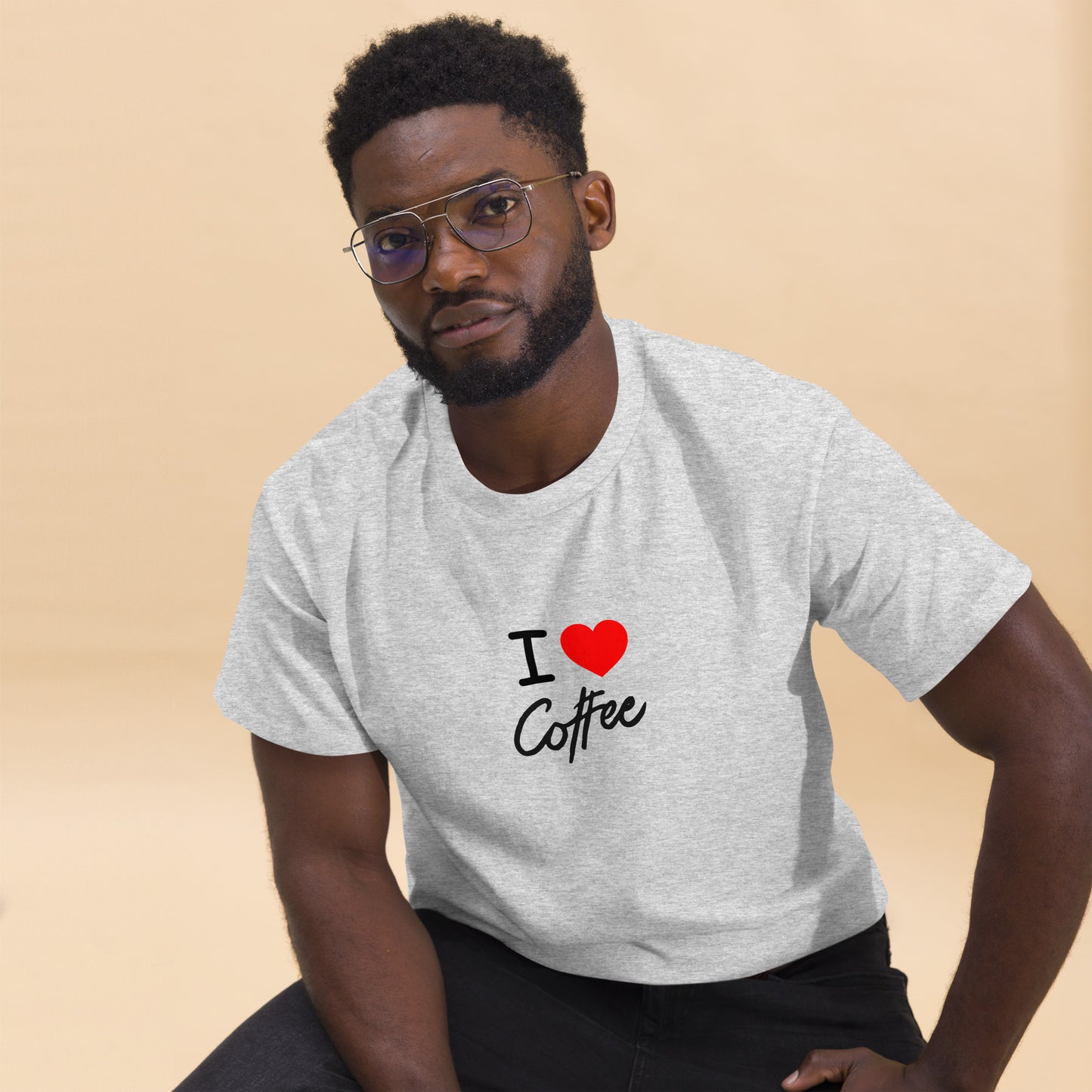 Klassisches Unisex T-Shirt I Love Coffee