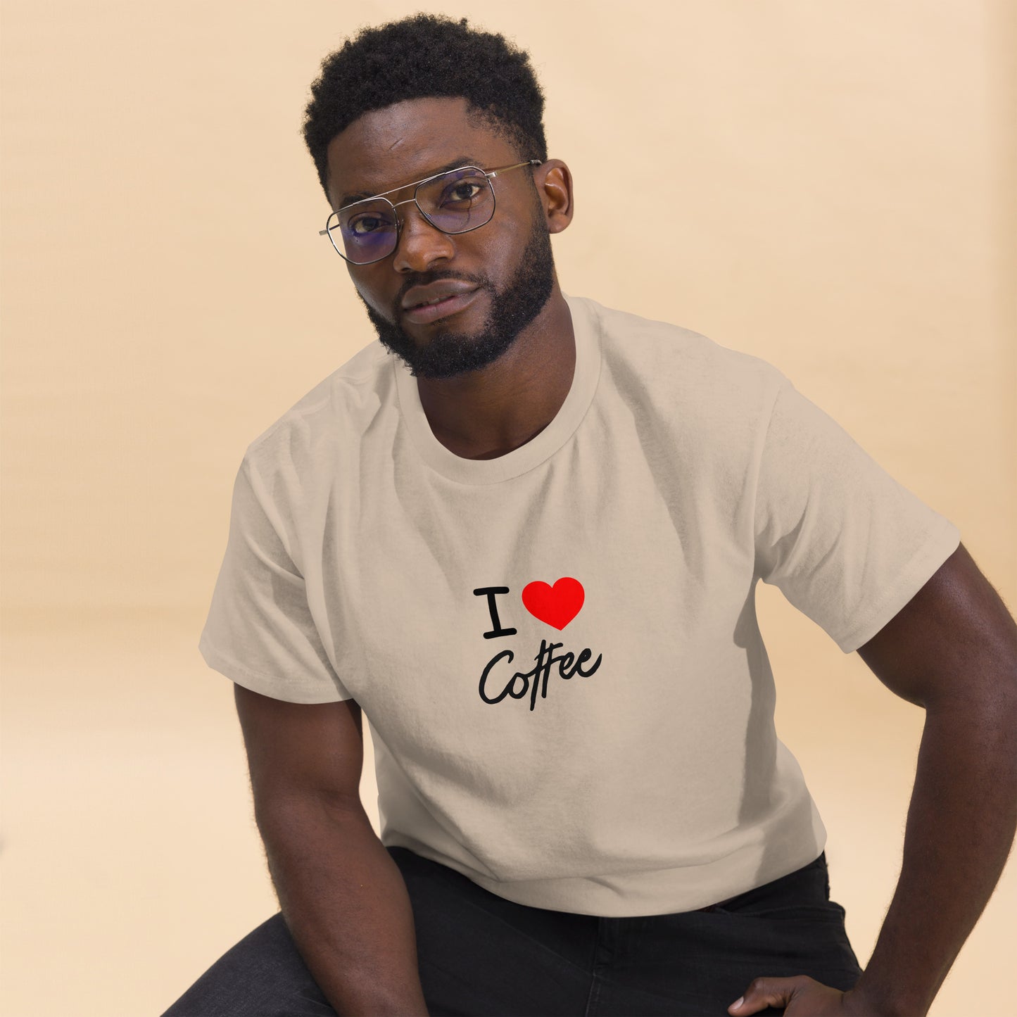 Klassisches Unisex T-Shirt I Love Coffee